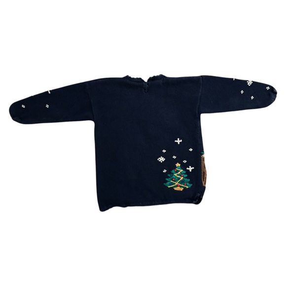 Extremely Detailed 3D Hand Knit Santa Claus Christmas Sweater - Picture 4 of 7